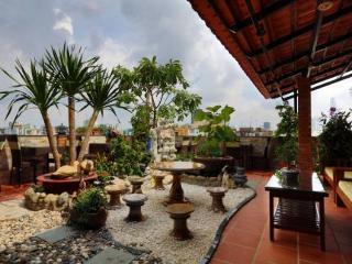 Duc Vuong Saigon - Bui Vien